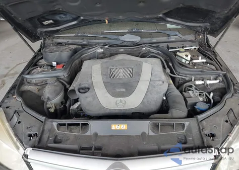 2009 Mercedes-Benz C 300 Luxury/Sport z USA, uszkodzony, nr VIN WDDGF54X89F225624